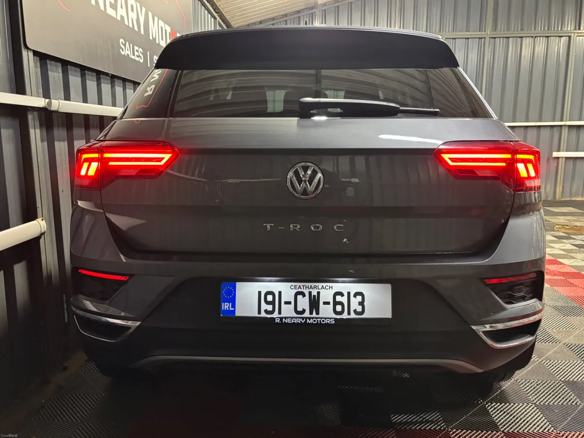 2019 Volkswagen T-Roc  1.6 TDI 115bhp Design - Image 2