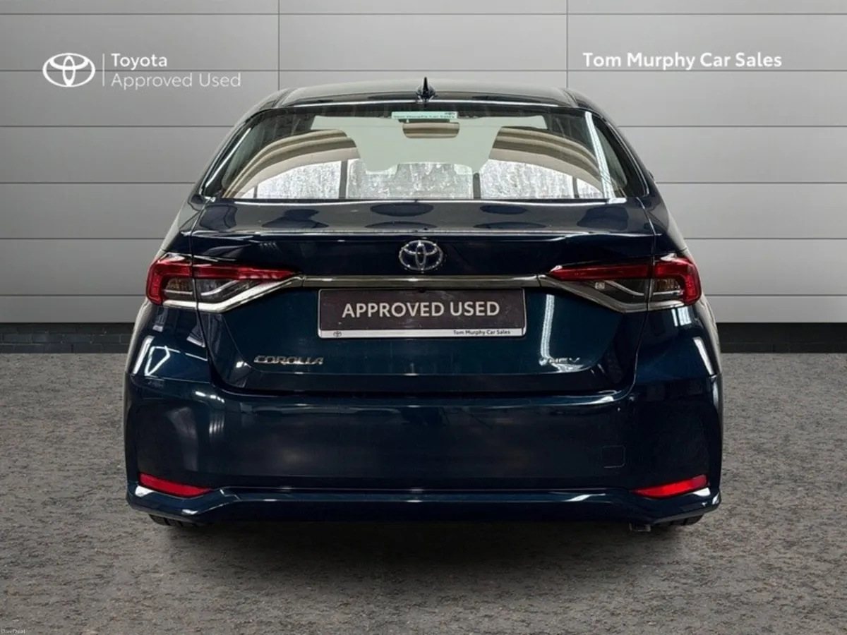 Toyota Corolla ** LUNA SALOON ** 2 YEAR FREE SERVI - Image 4