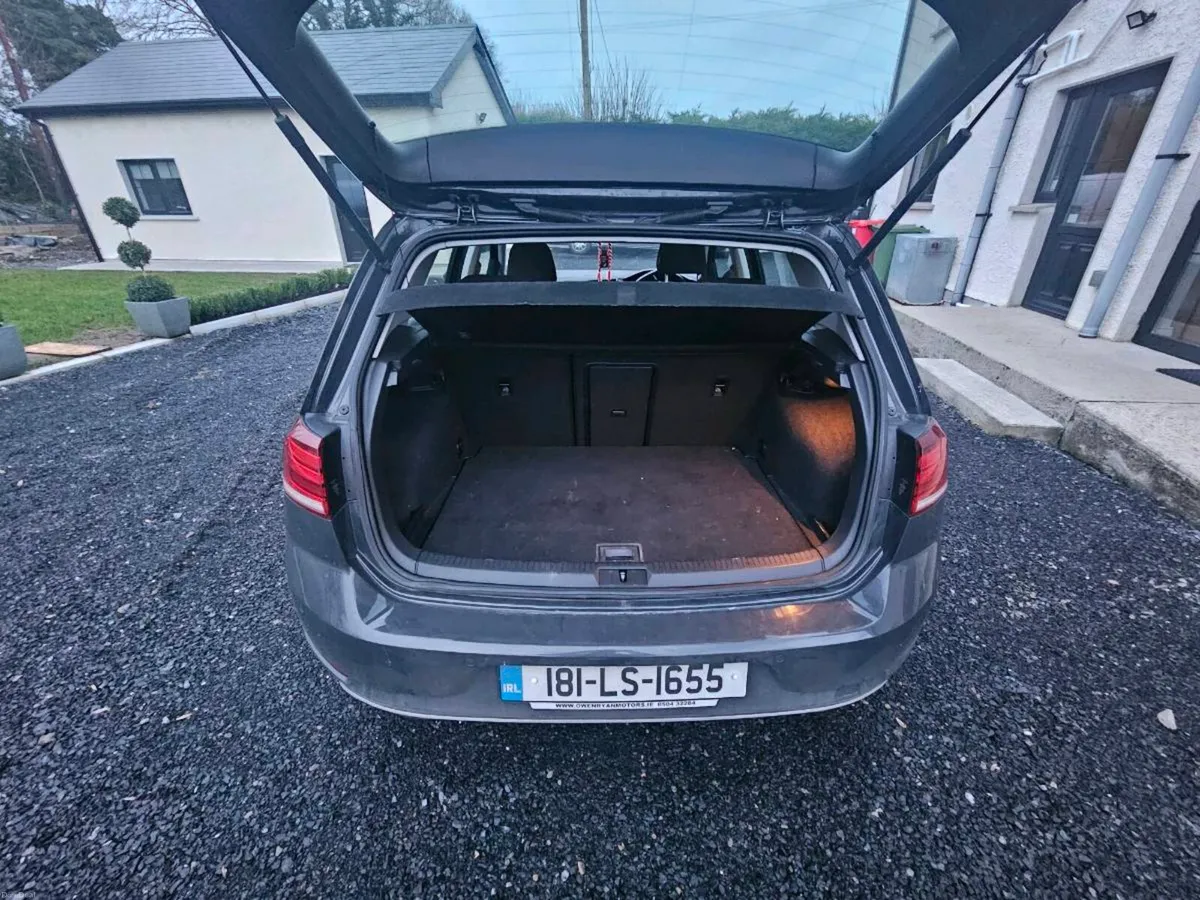 Volkswagen Golf 1.6 TDI SE NAV Bluemotion - Image 4