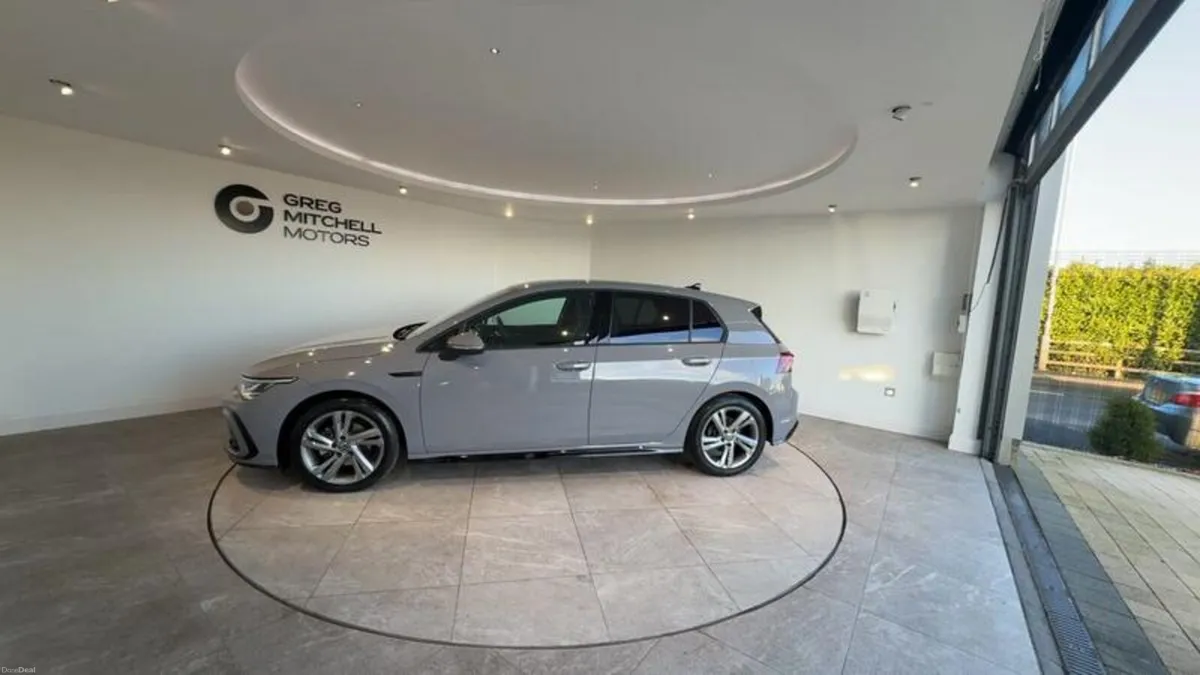 Volkswagen Golf 1.5 eTSI 150 R-Line 5dr DSG - Image 4