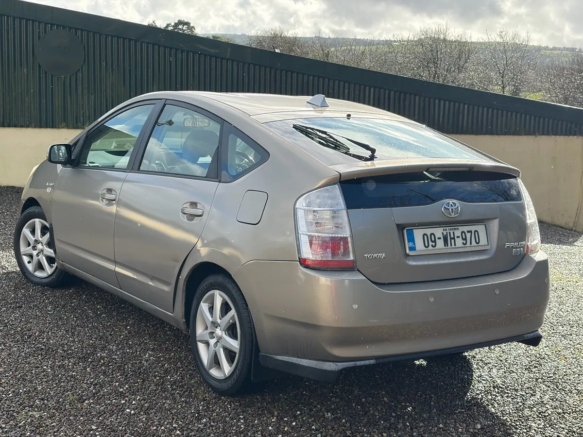 2009 Toyota Prius - Image 3