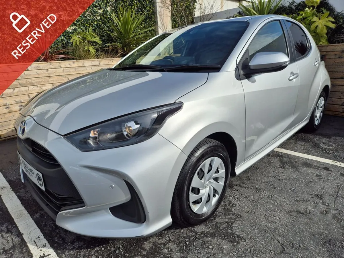 Toyota Yaris 1.5 HYBRID / TAX €160 ( 212 REG) REF: - Image 1