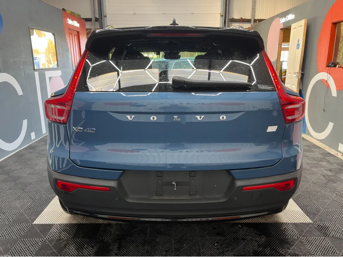 Volvo XC40 2022 VOLVO XC40 EV RECHARGE ULTIMATE AU - Image 3