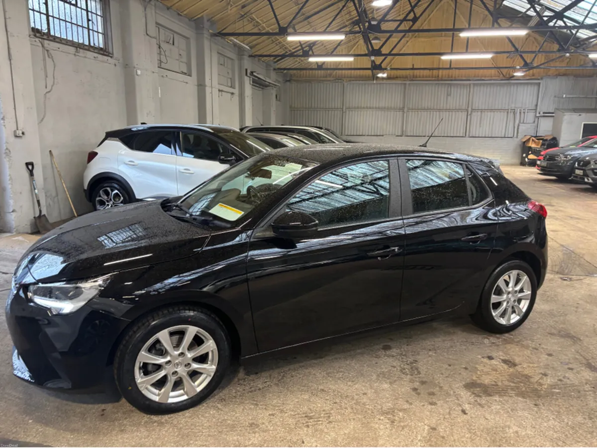 Opel Corsa SC-1.2 75PS-PET-5SP-MY22 4DR - Image 3