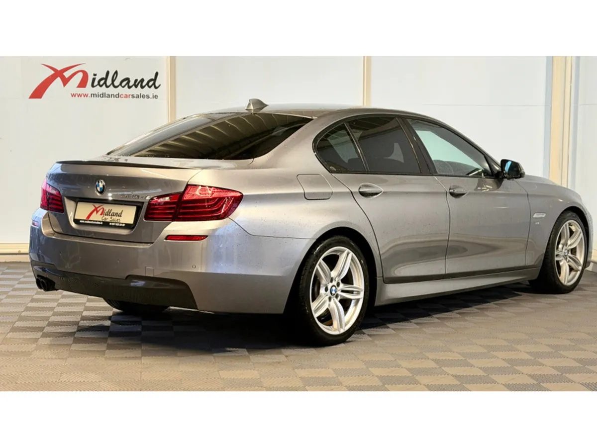 BMW 5-Series D F10 M SPORT - Image 2