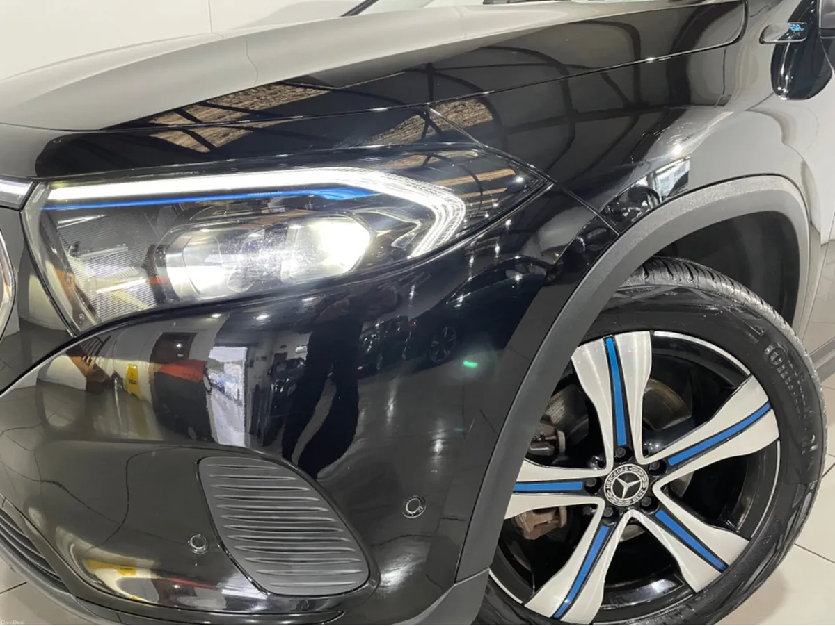 Mercedes-Benz EQA 300 4MATIC 5DR AUTO BATTERY HEAL - Image 4