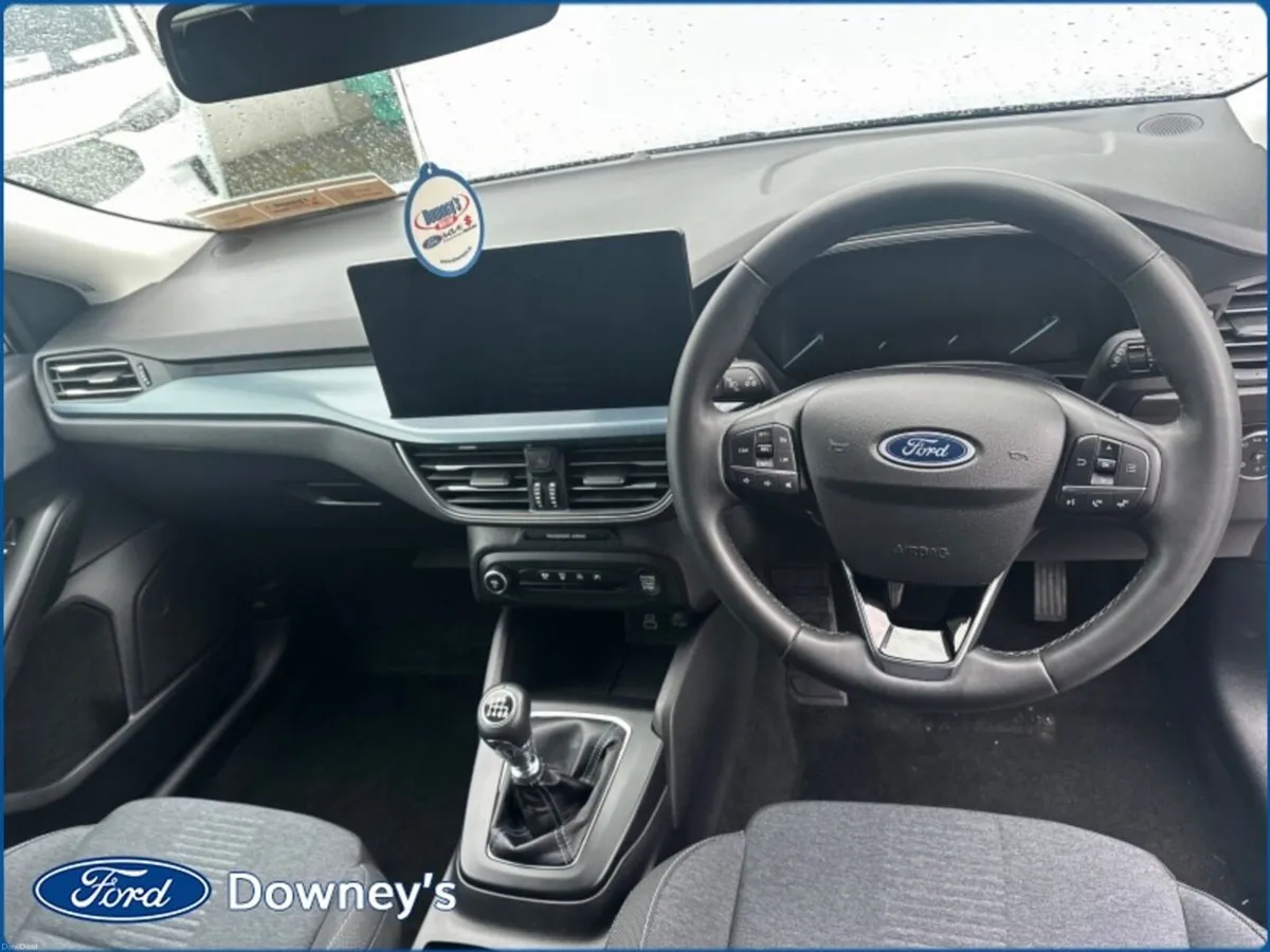 Ford Focus 1.0 PETROL - Image 5