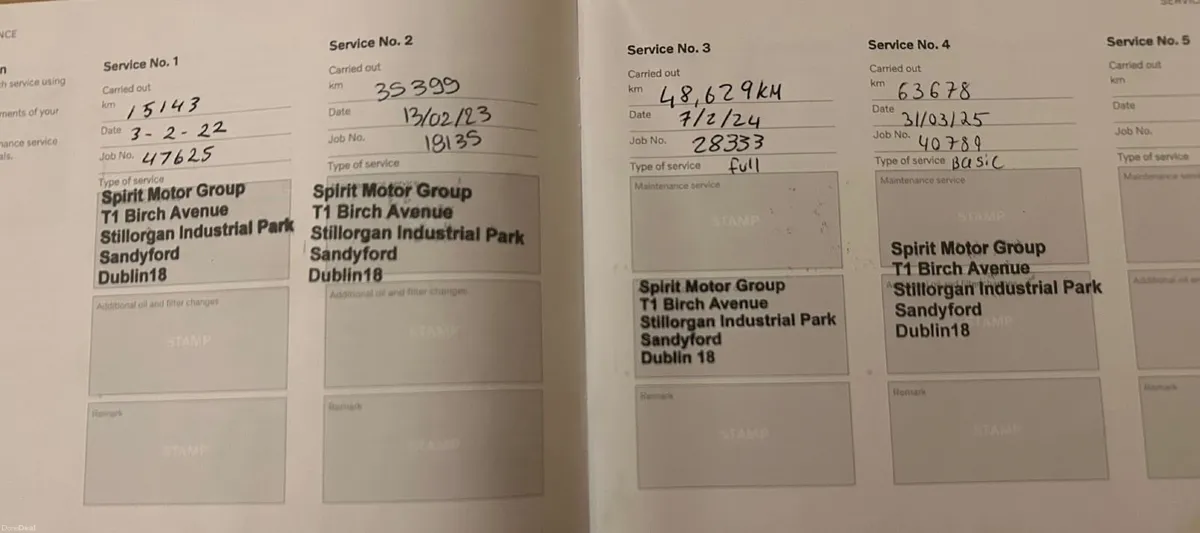 Volvo XC40 2021 R-Design T5 PHEV - Image 2