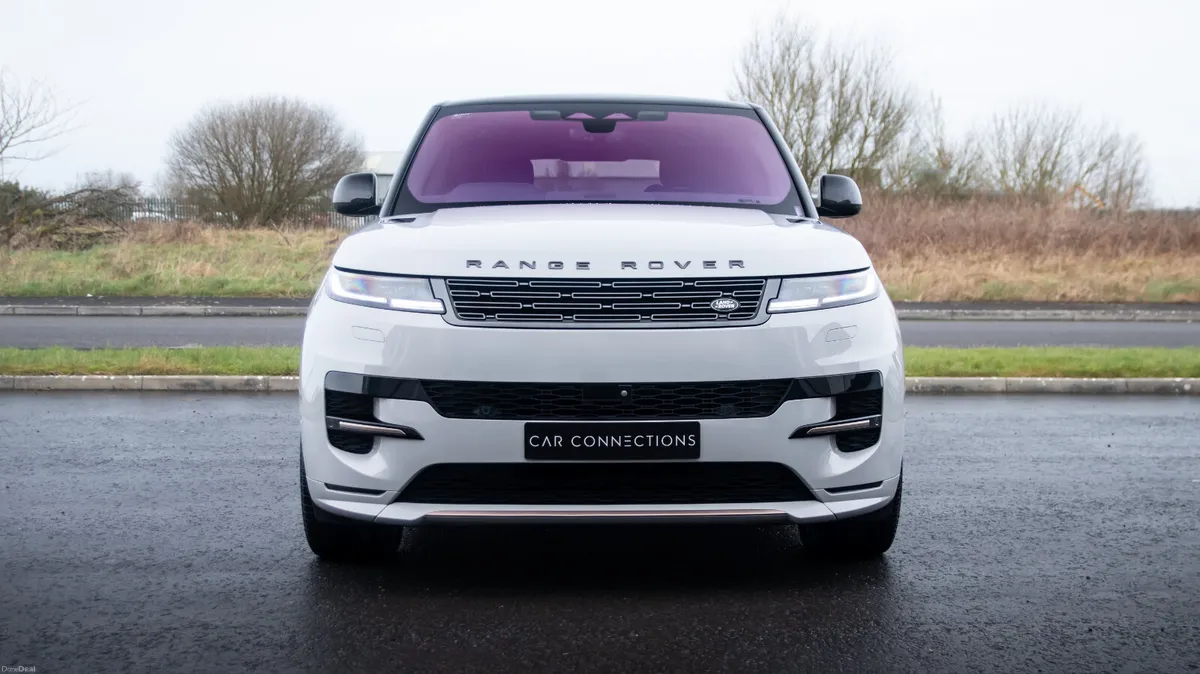Land Rover Range Rover Sport 3.0 Diesel - Image 3