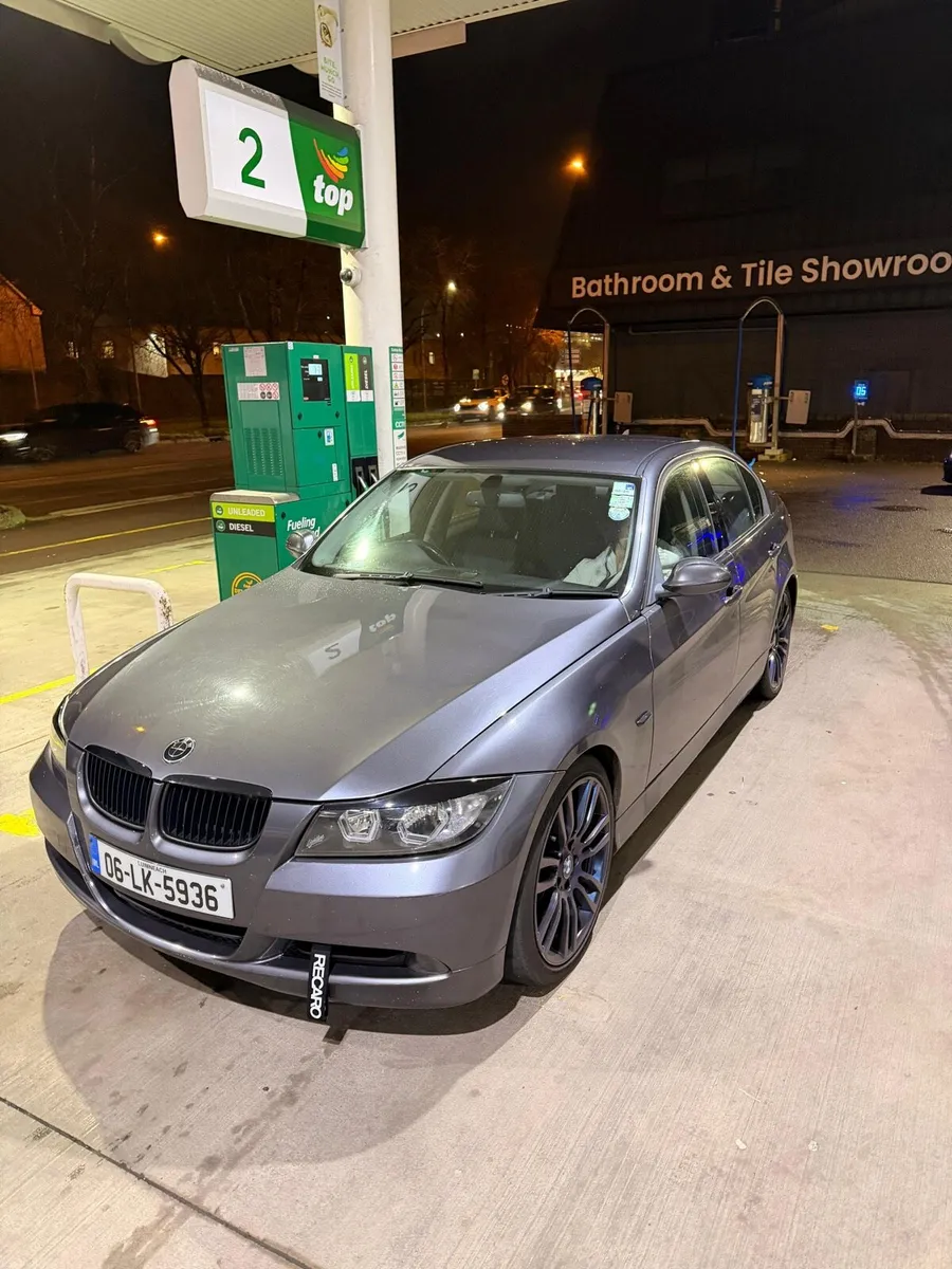 BMW 320D - Image 1