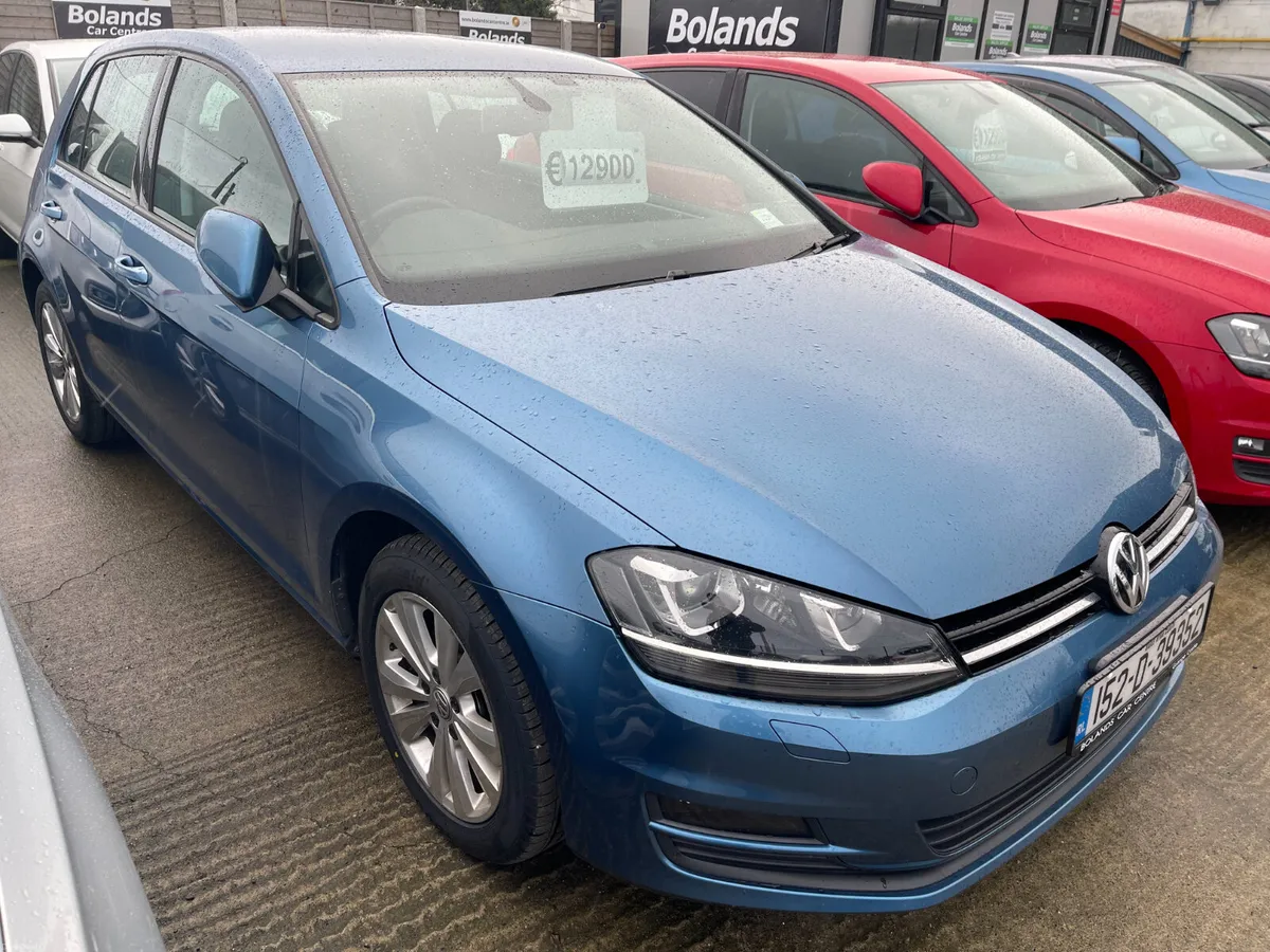 152 Volkswagen Golf 1.2 TSI Automatic 5dr Model - Image 1