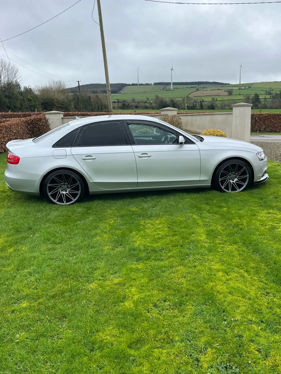 Audi a4 2.0 tdi. Spotless - Image 3