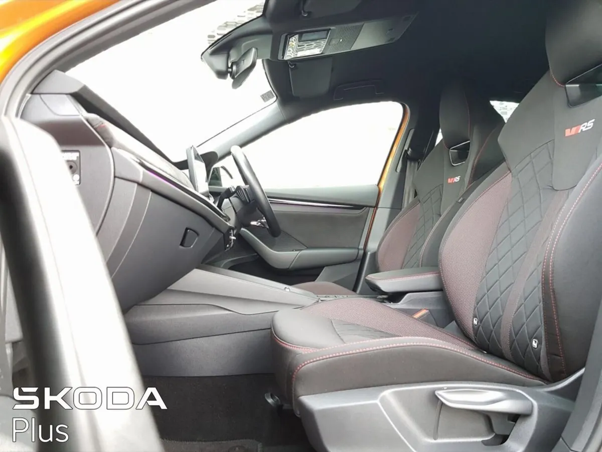 Skoda Octavia OCTAVIA RS 2.0TDI 200HP DSG - Image 3