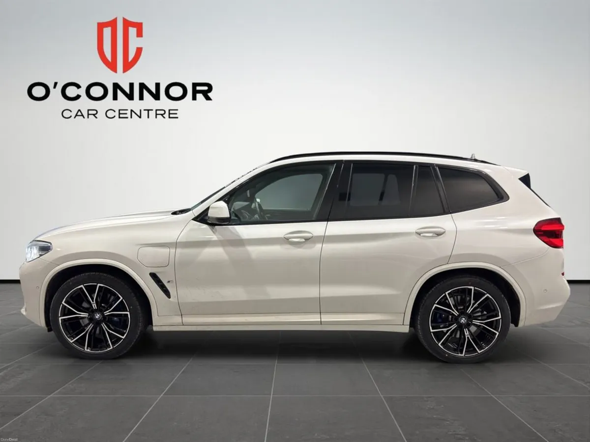 BMW X3 “The nicest X3 you’ll find — hybrid power, - Image 4