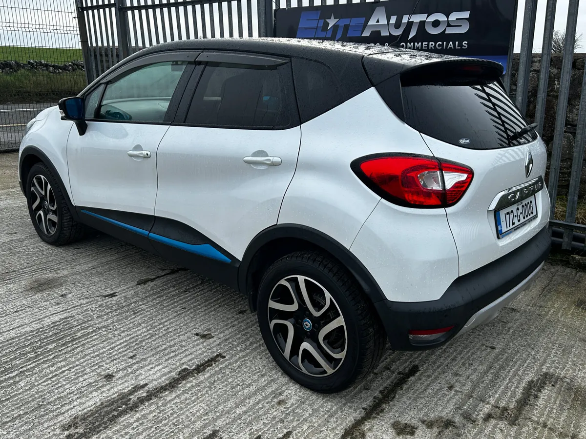 Renault Captur TCE 1.2 Automatic 2017 - Image 3