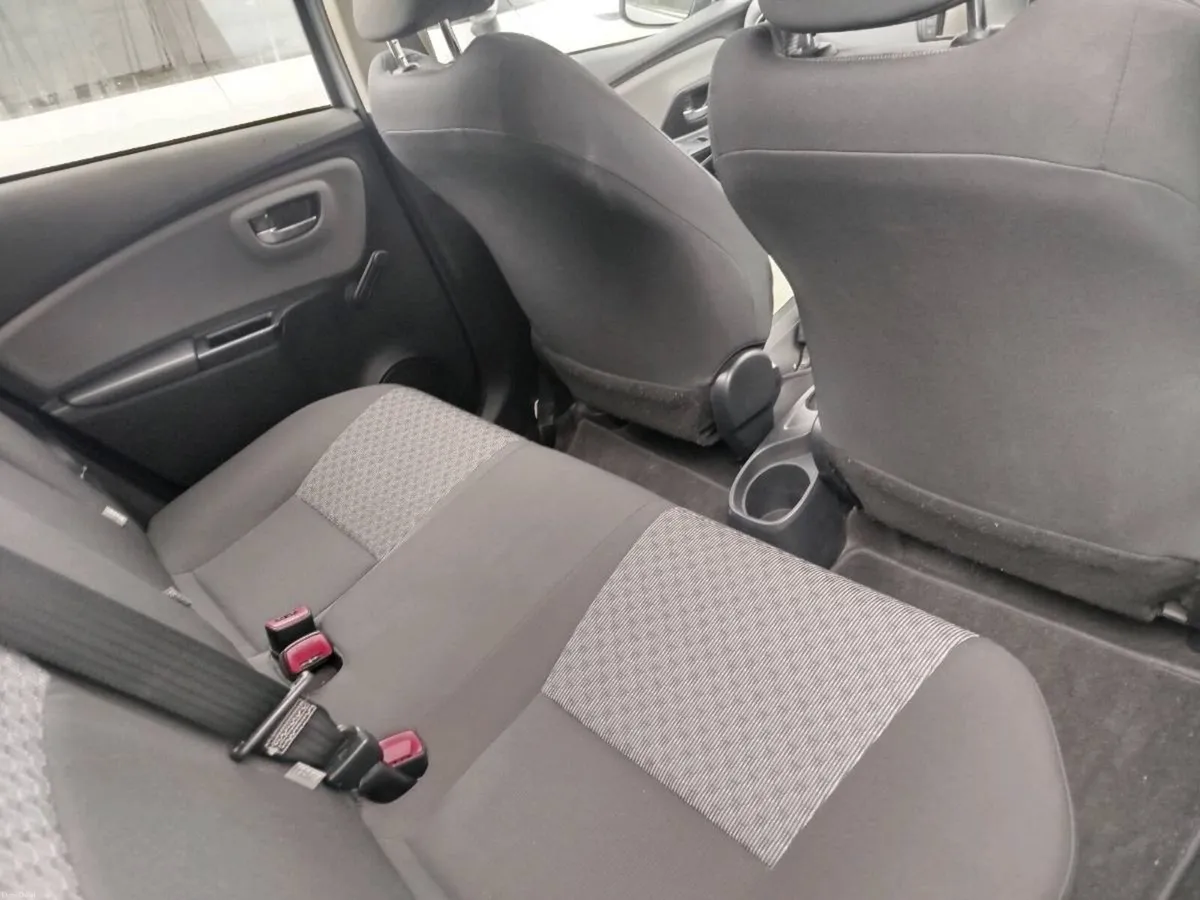 2015 Toyota Yaris Sol 1.0 5door - Image 4