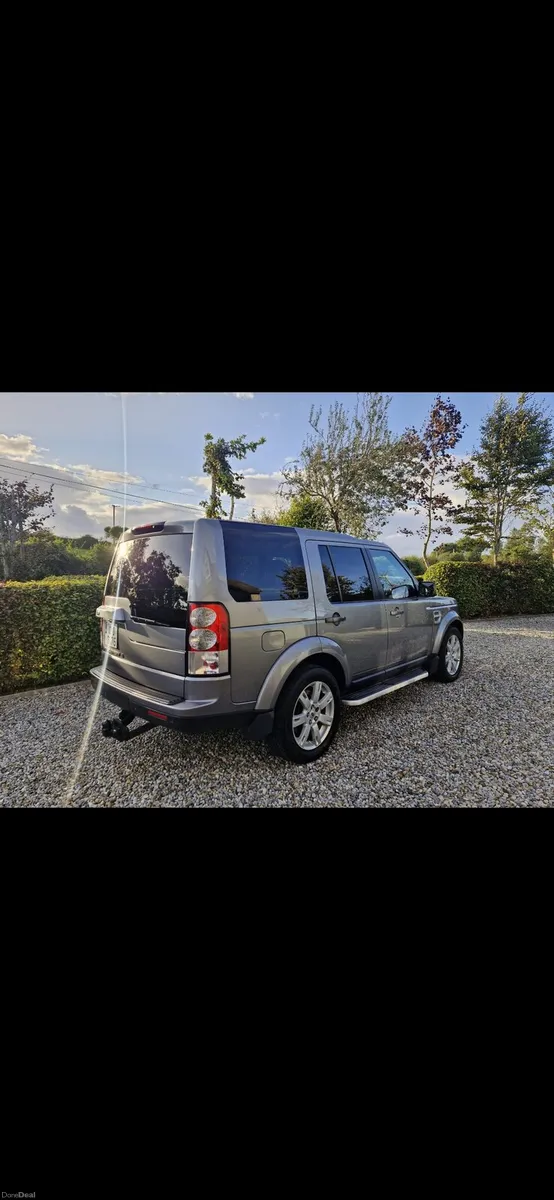 Land Rover Discovery 4 - Image 2