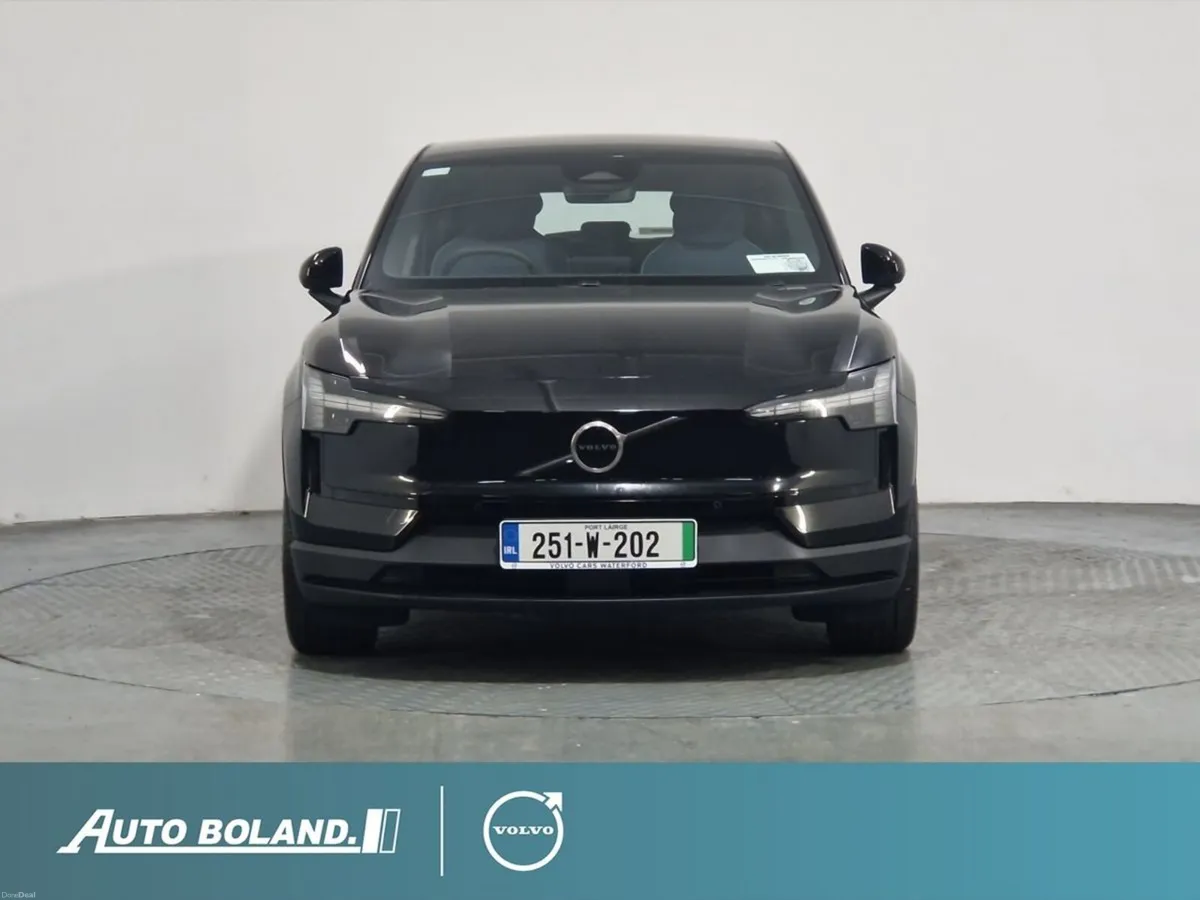 Volvo EX30 SM Extended Range Plus - Image 2
