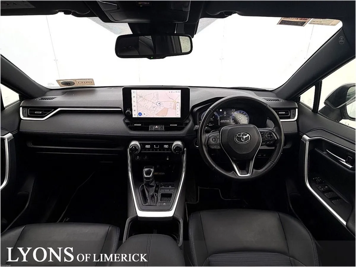 Toyota RAV4 2.5 Hybrid Platinum 2WD - Image 4