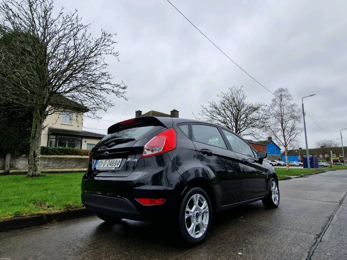 2017 ford fiesta AUTOMATIC - Image 4