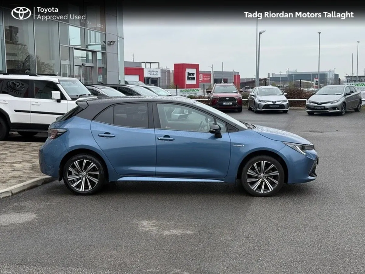 Toyota Corolla HYBRID L/SPORT HB - Image 3