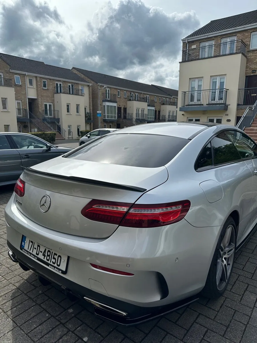 Mercedes Benz E300 coupe - Image 2