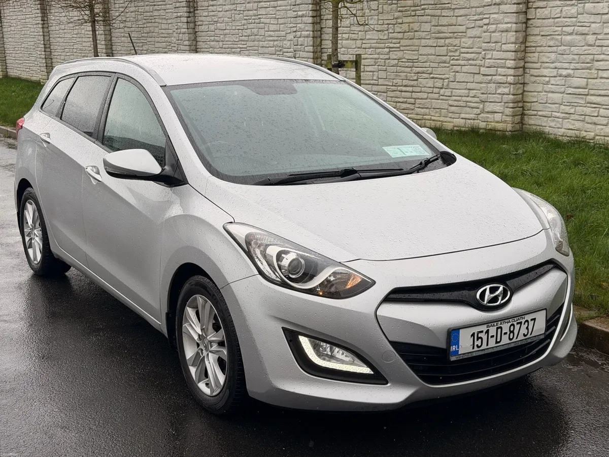 151 Hyundai i30 1.6 CRDi Deluxe **Low Mileage** - Image 4