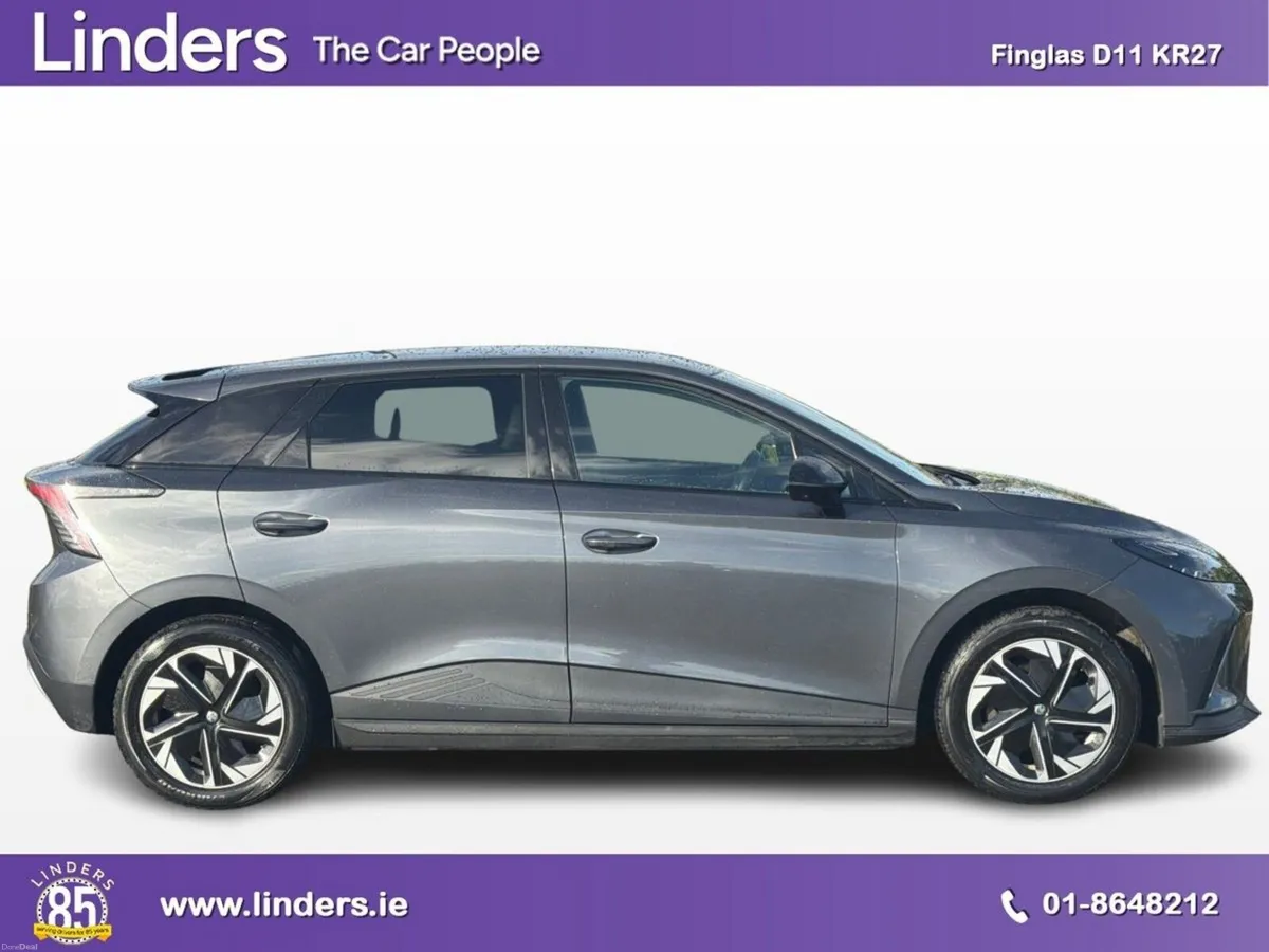 MG MG4 MG4 LR Exclusive - Image 4