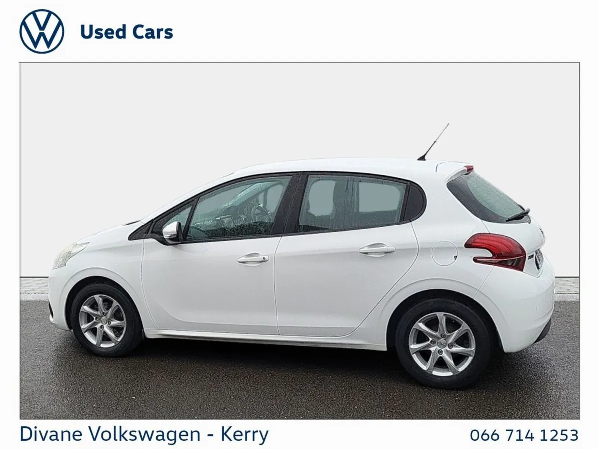 Peugeot 208 ACTIVE 1.6 DIESEL 75BHP - Image 6