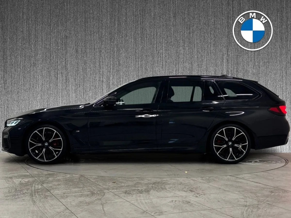 BMW 5-Series 520d M Sport Touring - Image 4