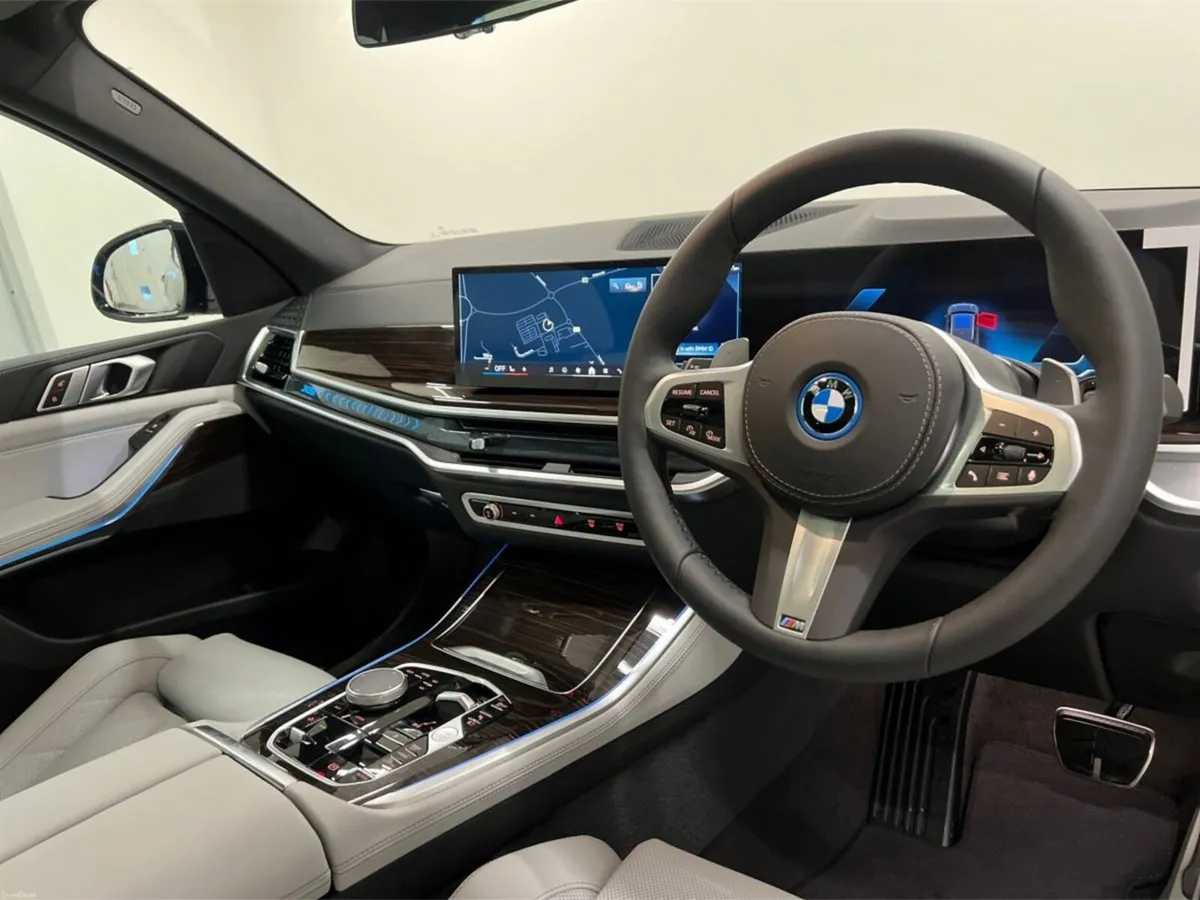 BMW X5 xDrive50e M Sport PRO / COMFORT / PAN ROOF - Image 6