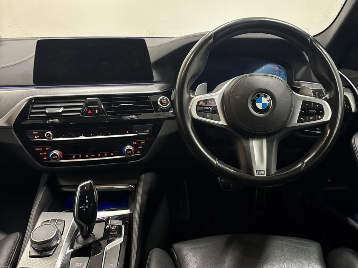 BMW 5-Series 520D M Sport Auto xDrive TOURING - Image 5
