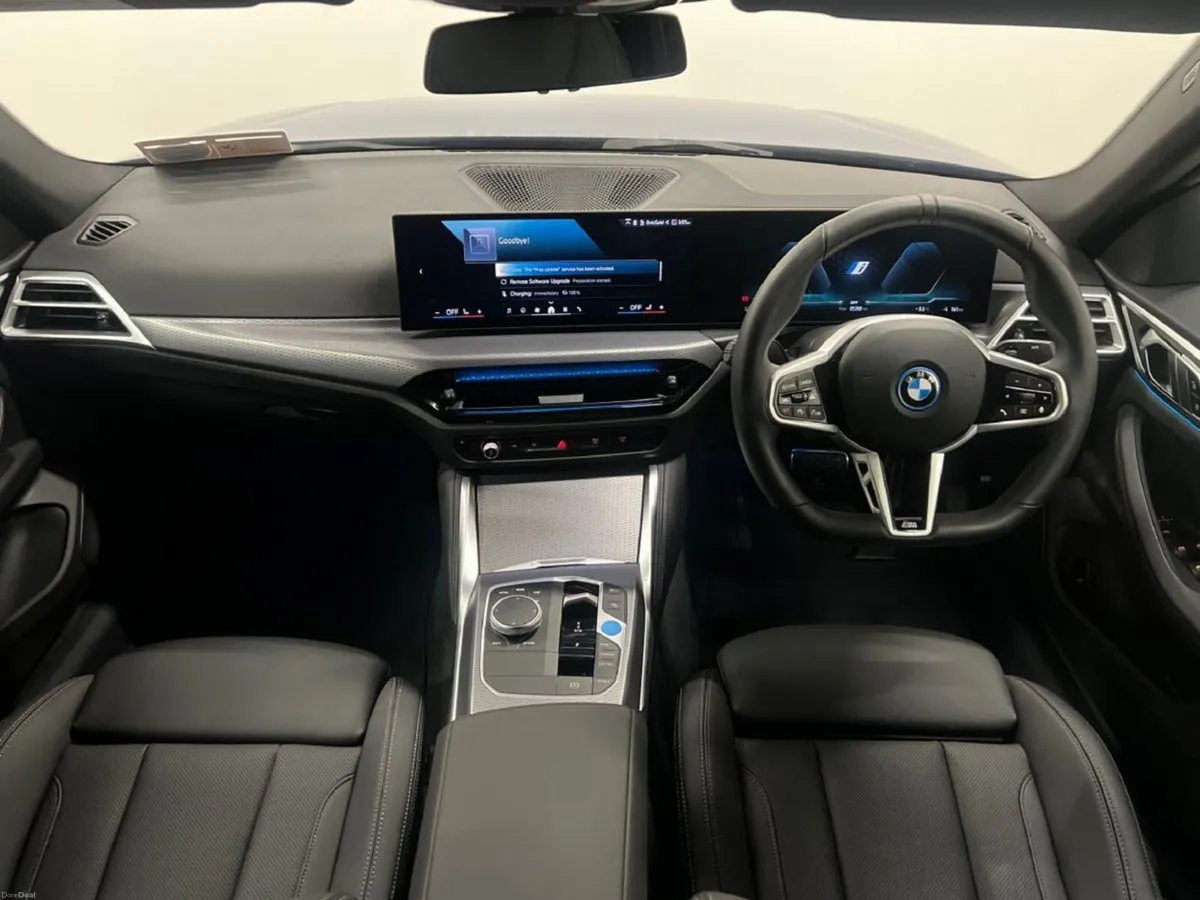 BMW i4 eDrive35 M Sport PRO PACK - Image 4