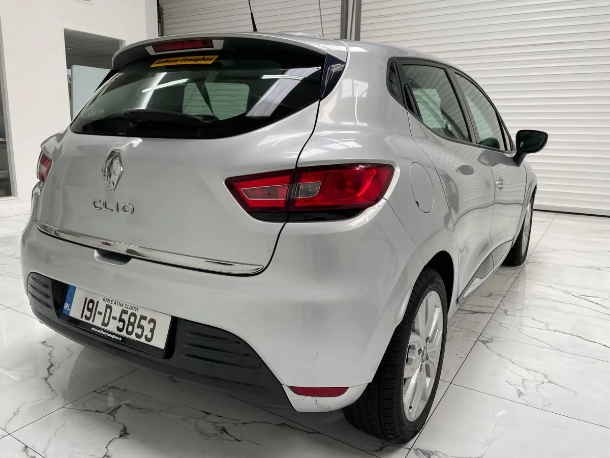 Renault Clio 2019 - Image 3