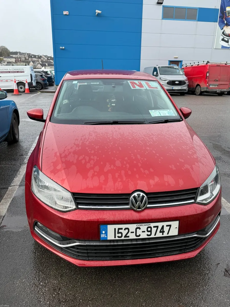 Volkswagen Polo 2015 - Image 2