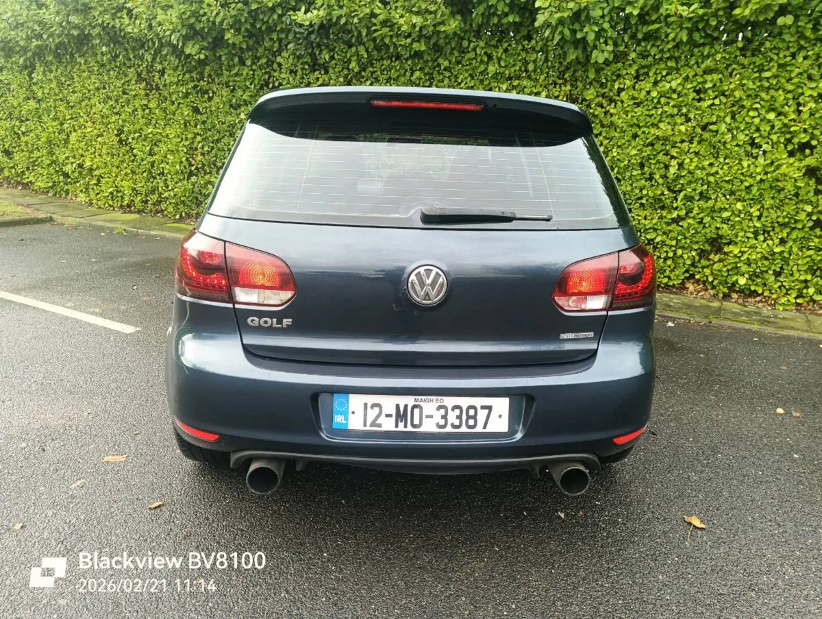 Volkswagen Golf 2012 1.6 tdi - Image 4