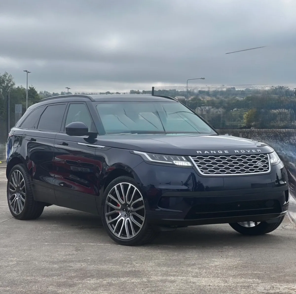 Land Rover Range Rover Velar 2021 - Image 1