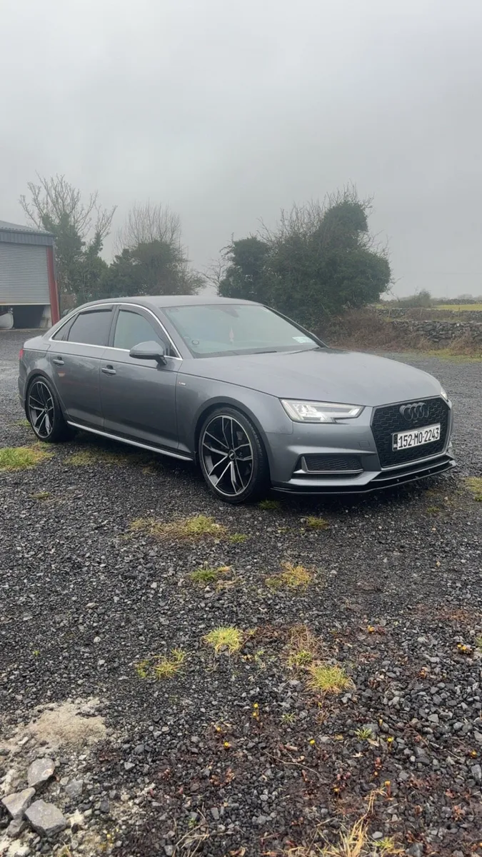 *AUDI A4 S-LINE BLACK ADDITION - Image 1