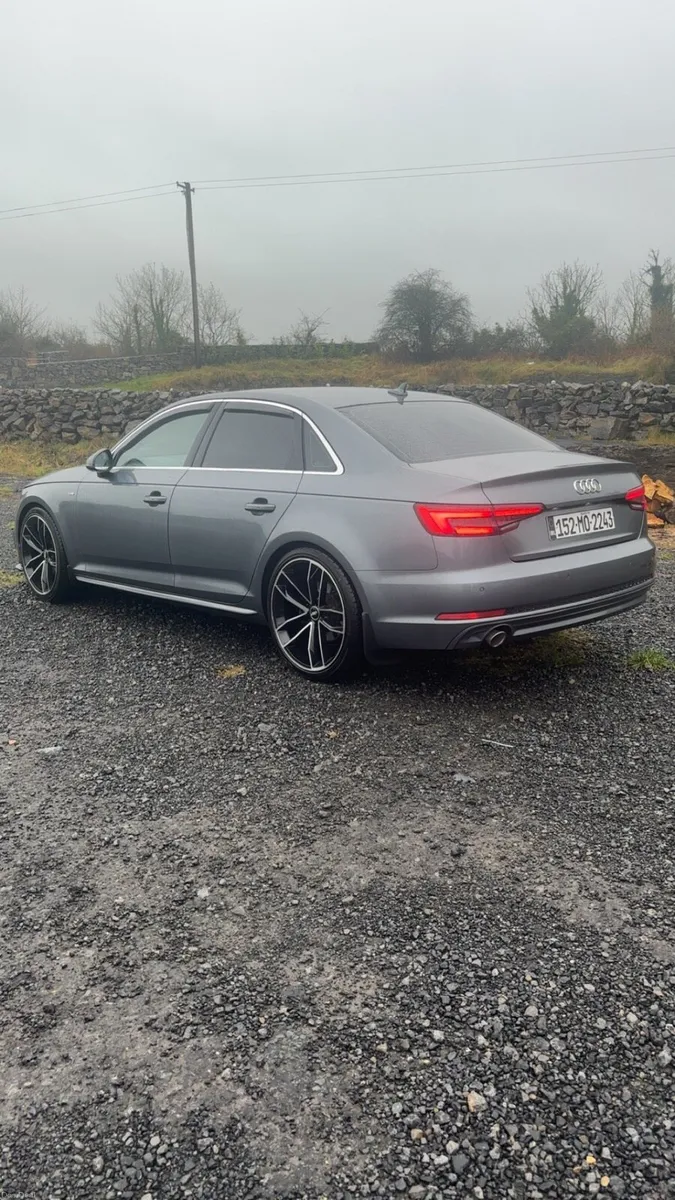 *AUDI A4 S-LINE BLACK ADDITION - Image 4