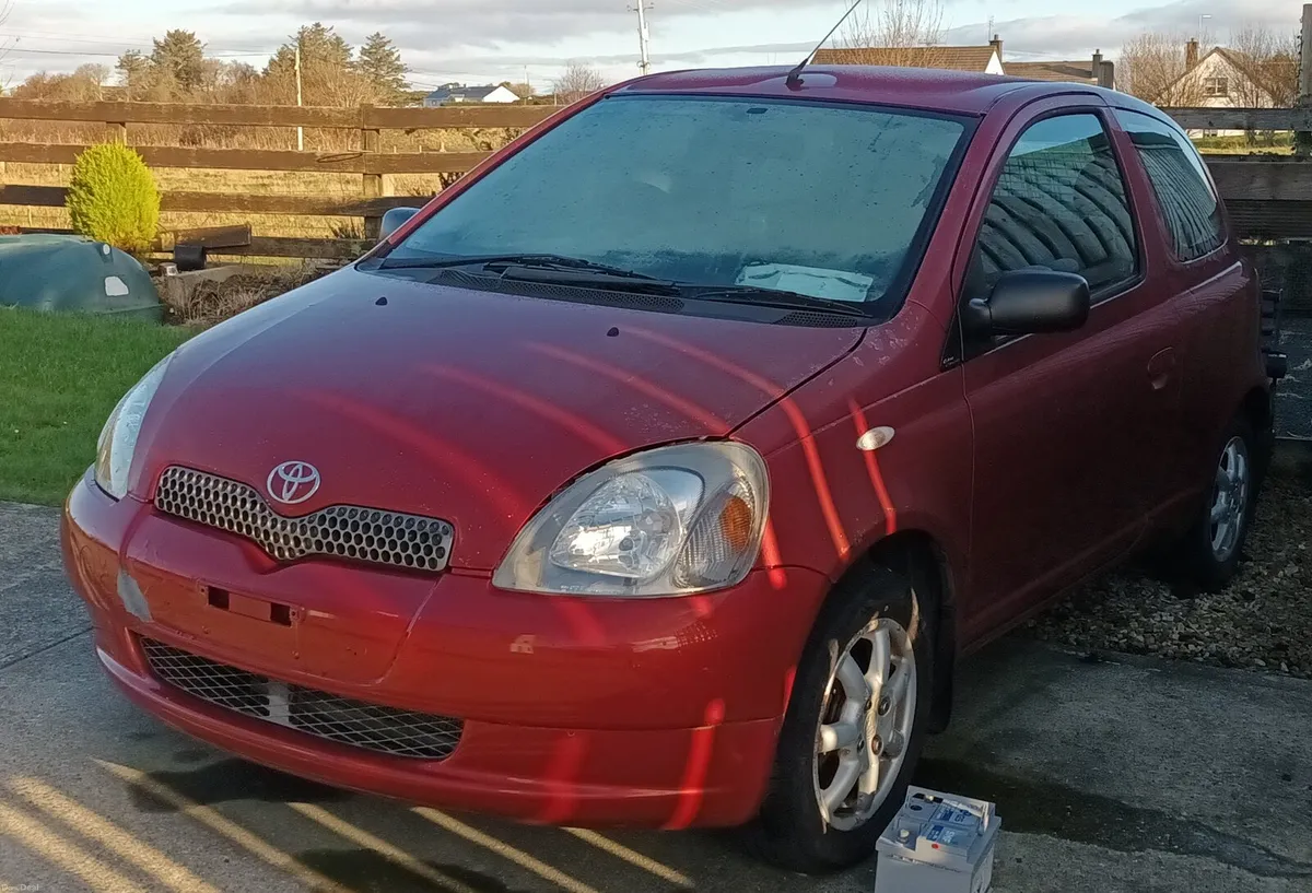 Toyota yaris - Image 1