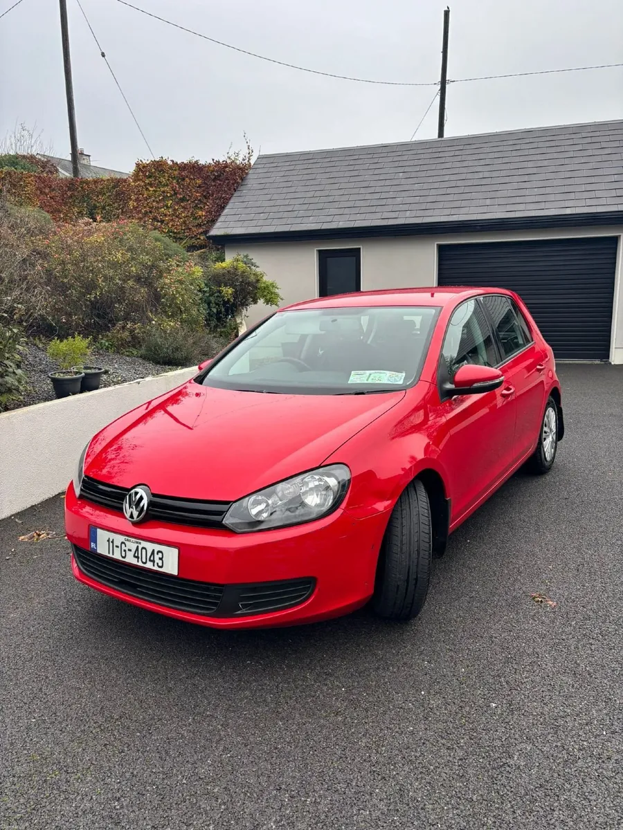 Volkswagen Golf 2011 - Image 1