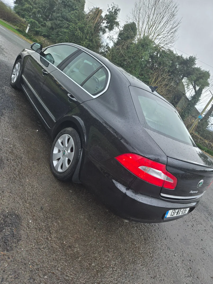 Skoda Superb 2013 - Image 4
