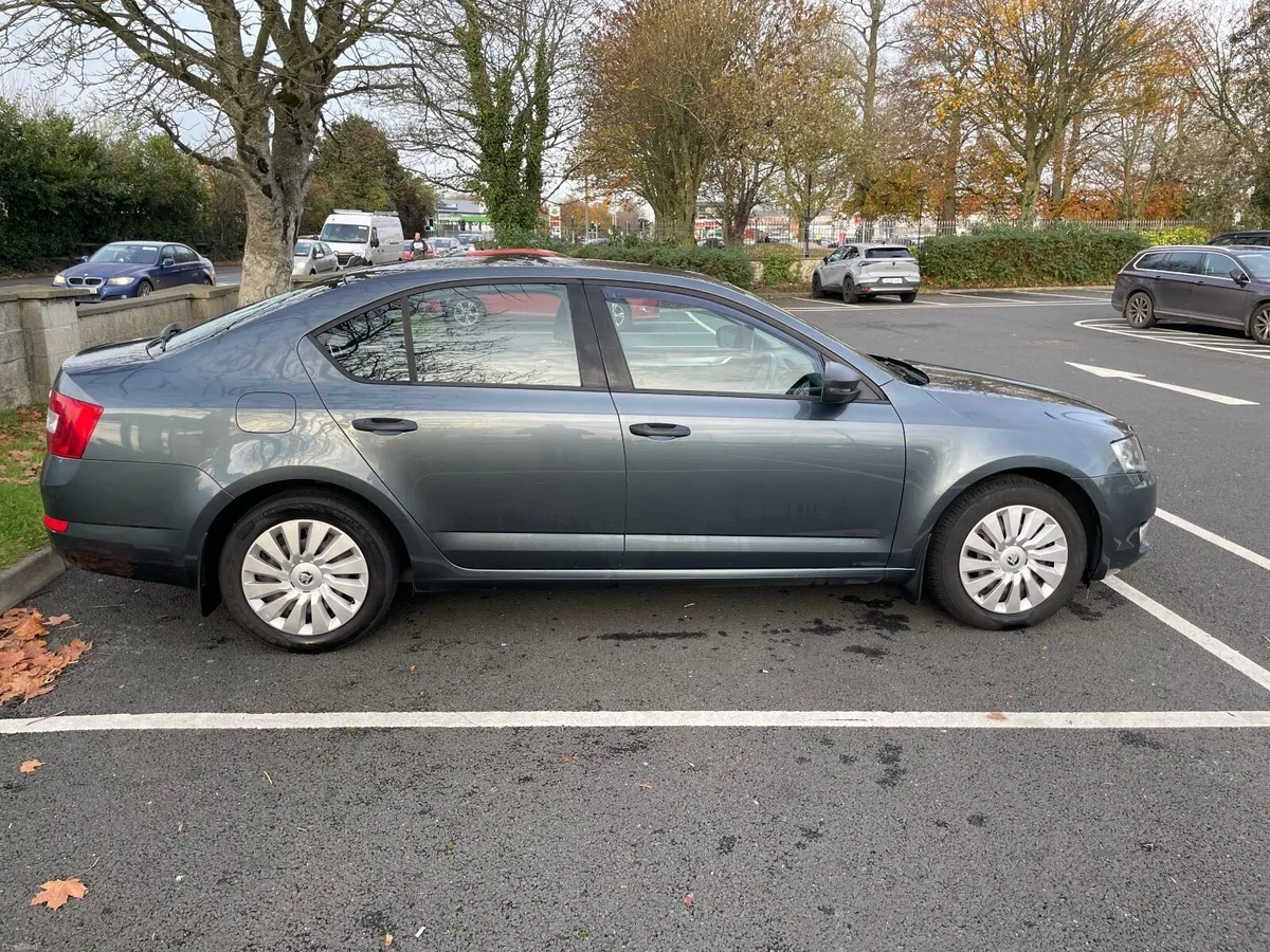 Skoda Octavia 2015 - Image 3