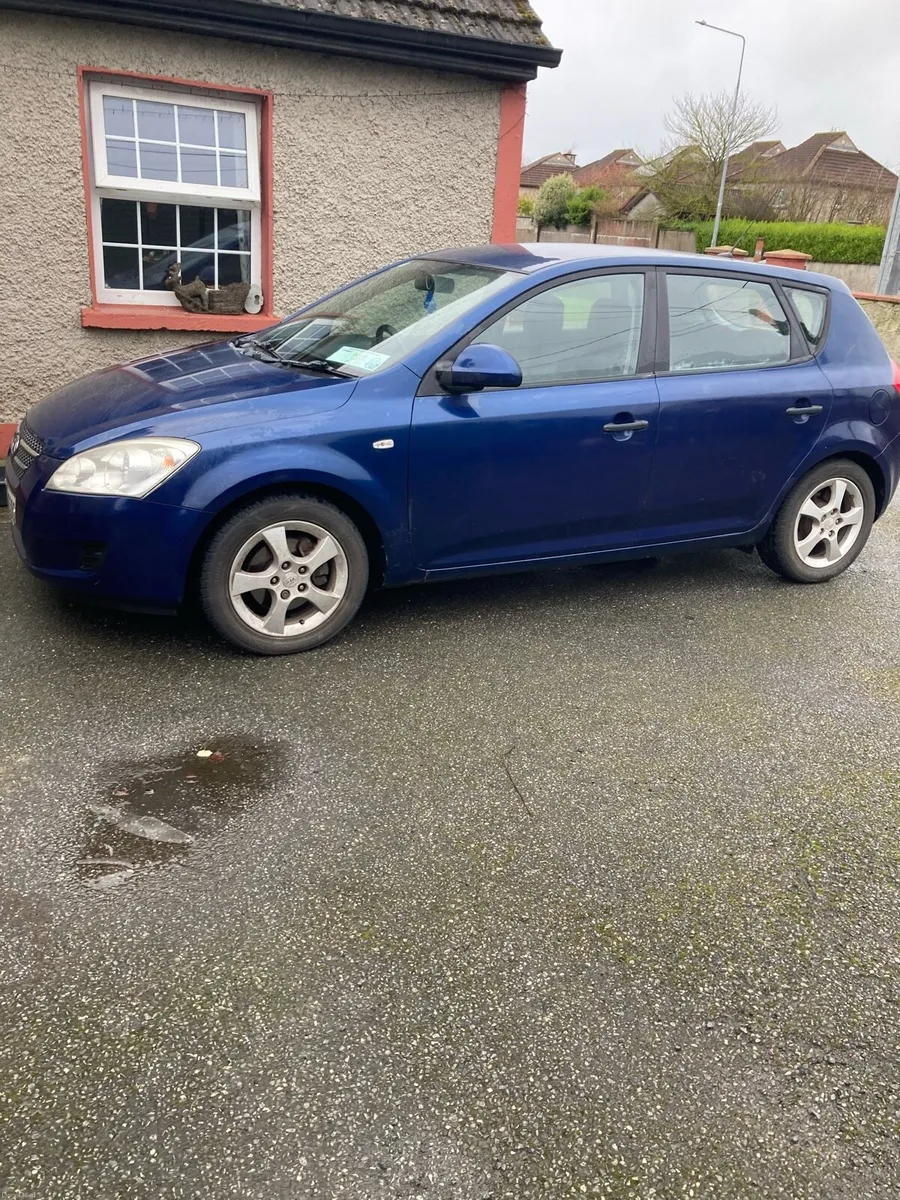 2009 Kia ceed 1.6 diesel LOW MILES - Image 1