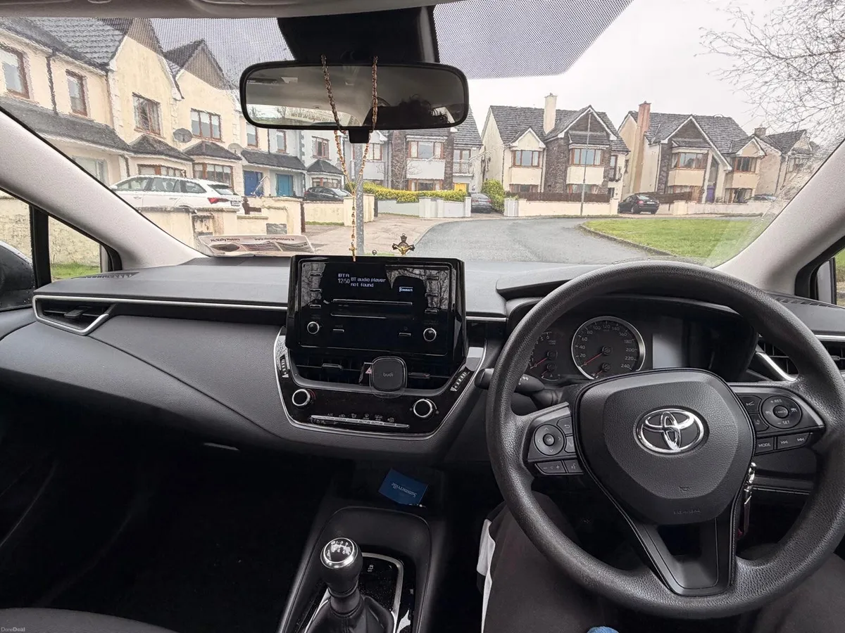 Toyota Corolla 2019 - Image 3