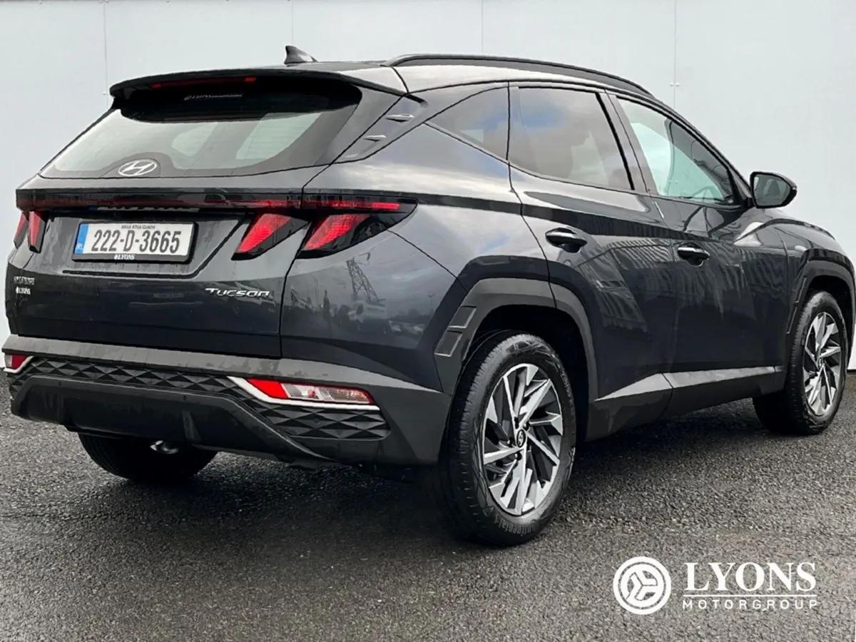 Hyundai Tucson 2WD Executive - Image 3