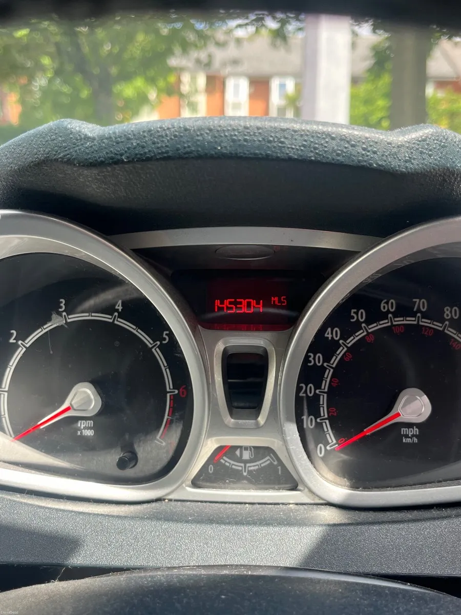 Ford Fiesta 2012 - Image 4