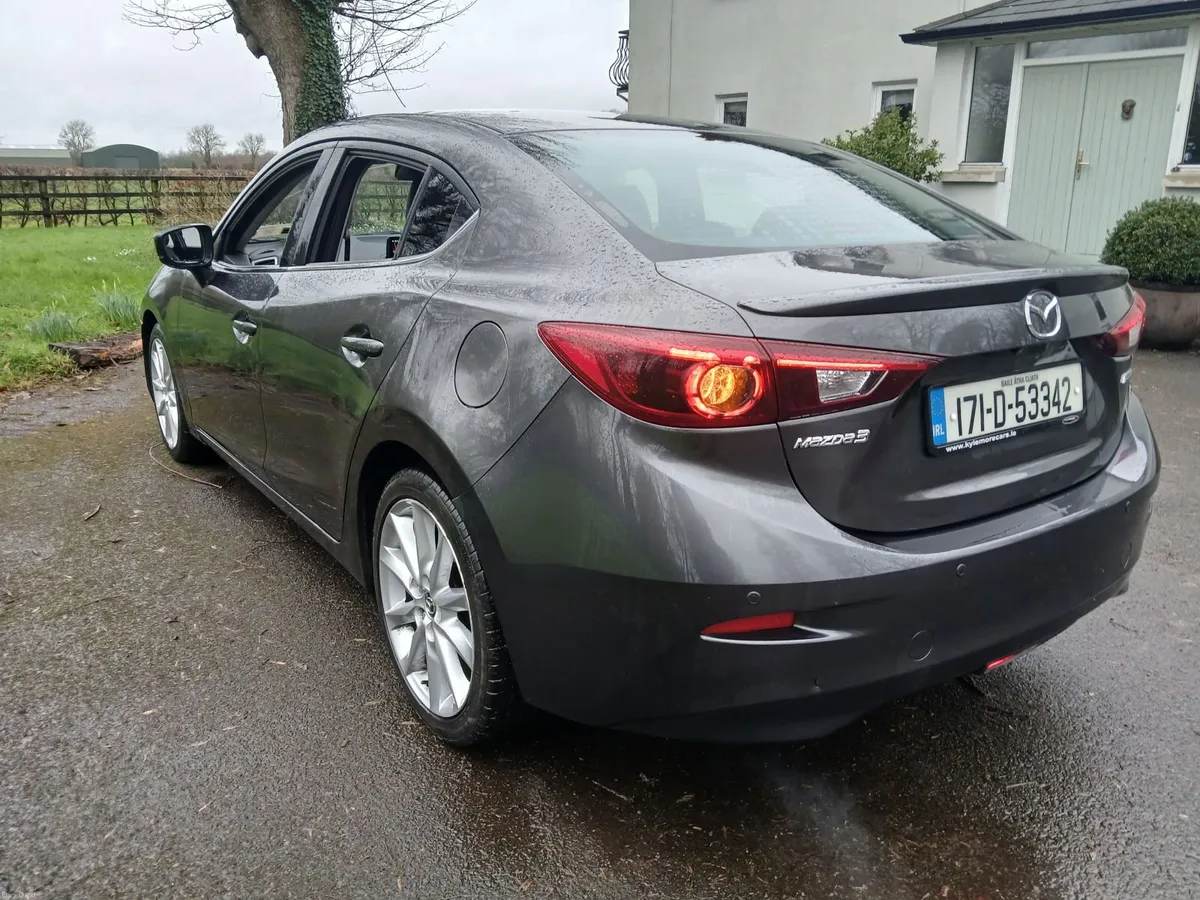 2017 Mazda3 NCT 01/27 Taxed 04/26 - Image 4