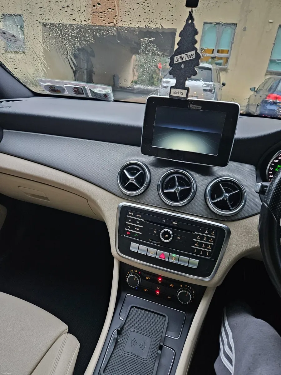 Mercedes-Benz CLA 2018 - Image 2