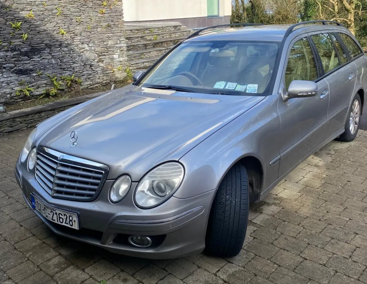 Mercedes E220 - Image 1